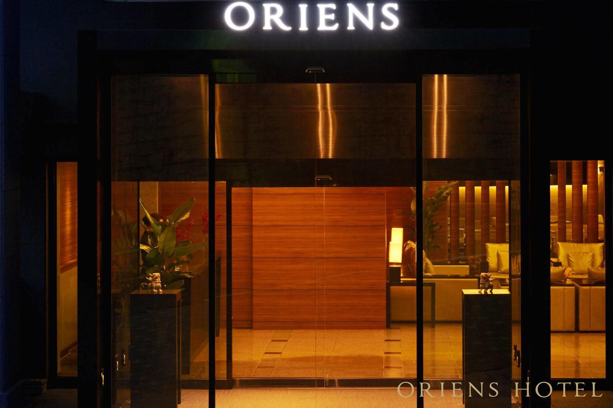 Oriens Hotel & Residences Myeongdong Сеул Экстерьер фото